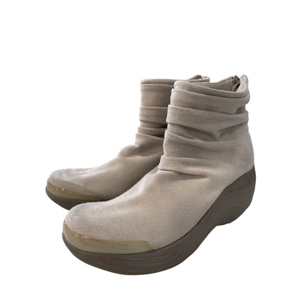 Bzees Zizzle Ankle Boot Size 7M Slouchy Wedge Comfort Fabric Upper Chunky Soles